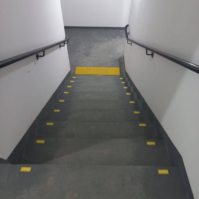 1fba0d0d-bd27-455c-abf4-3eb8f26df801